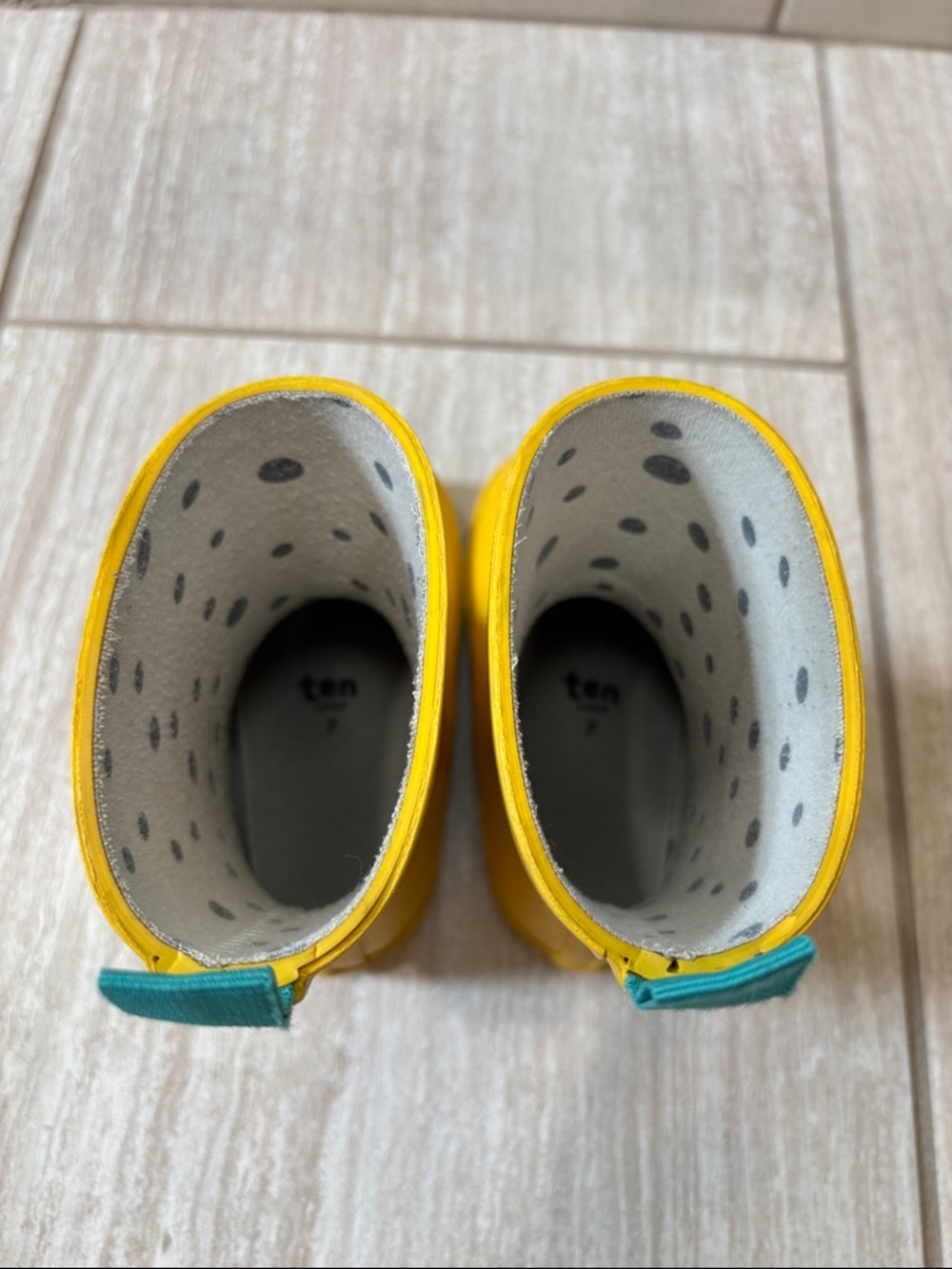 Ten Little Size 7 Rain Boots - Picture 4 of 6